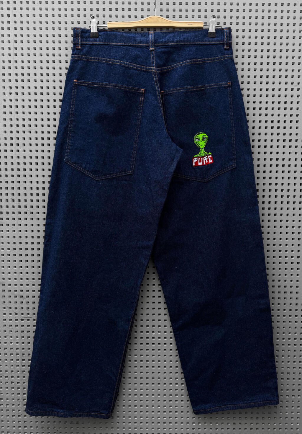 Pure Baggy Jeans Alien